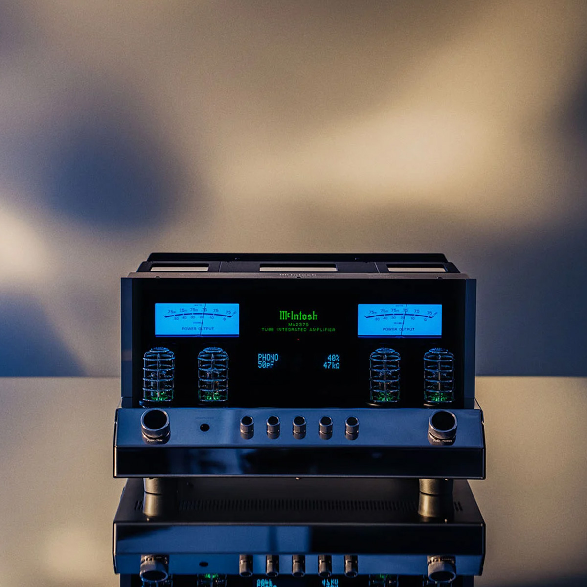超過十年首款全膽機登場｜重燃經典暖聲之魂 – McIntosh MA2375 全新全真空管兩聲道綜合擴大機